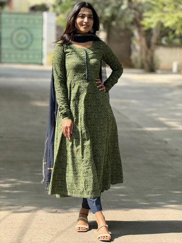 VARSHA KURTA SET